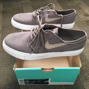 Nike sb Xoom janoski cvs dc size 10